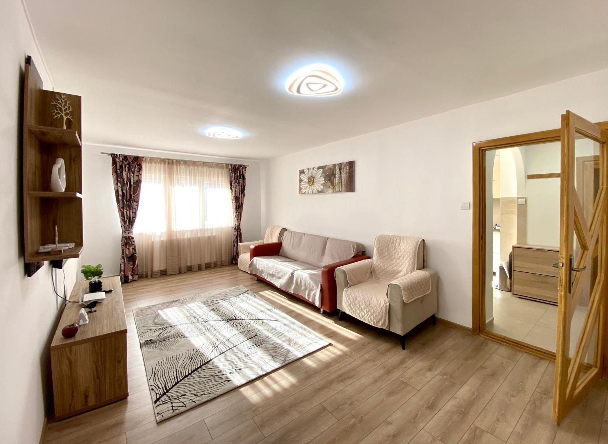 Kronstadt Apartment - Pet Friendly Μπρασόβ Εξωτερικό φωτογραφία