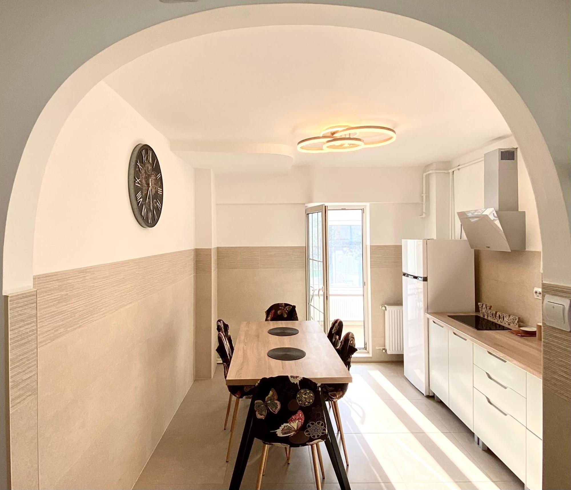 Kronstadt Apartment - Pet Friendly Μπρασόβ Εξωτερικό φωτογραφία